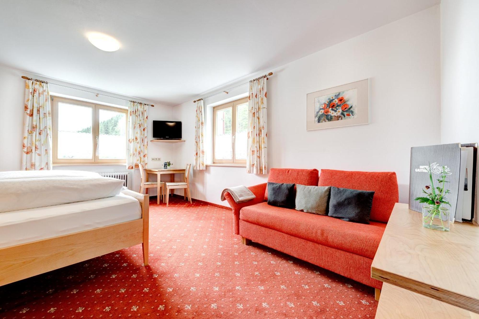 Hotel Gasthof Kreuz Sonntag ภายนอก รูปภาพ
