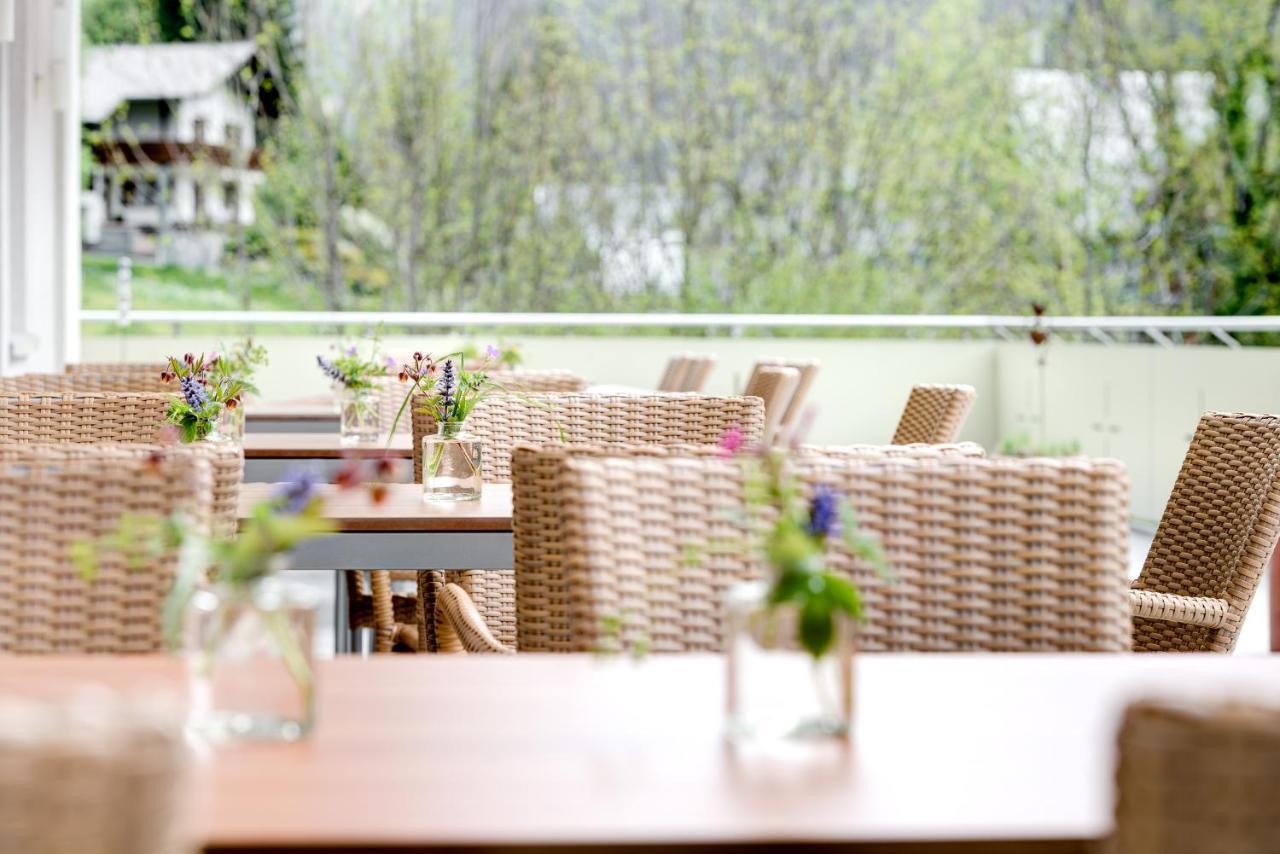Hotel Gasthof Kreuz Sonntag ภายนอก รูปภาพ