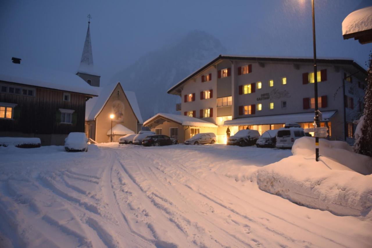 Hotel Gasthof Kreuz Sonntag ภายนอก รูปภาพ